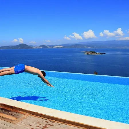 Villa Bodrum Adabuku Luks 2+1 Ozel Plaj Ve Havuzlu *